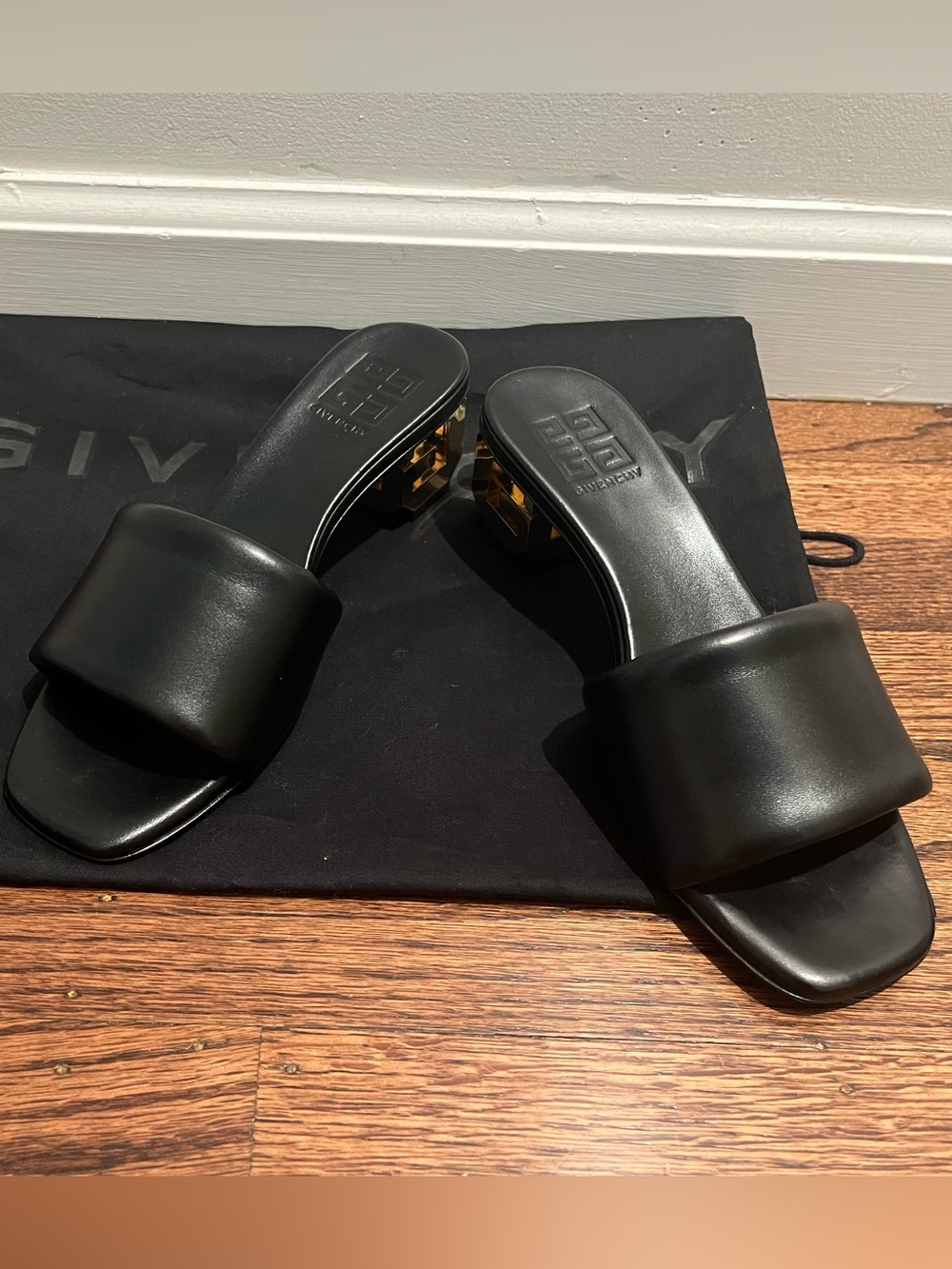 Givenchy black mule heels - Picture 2 of 3